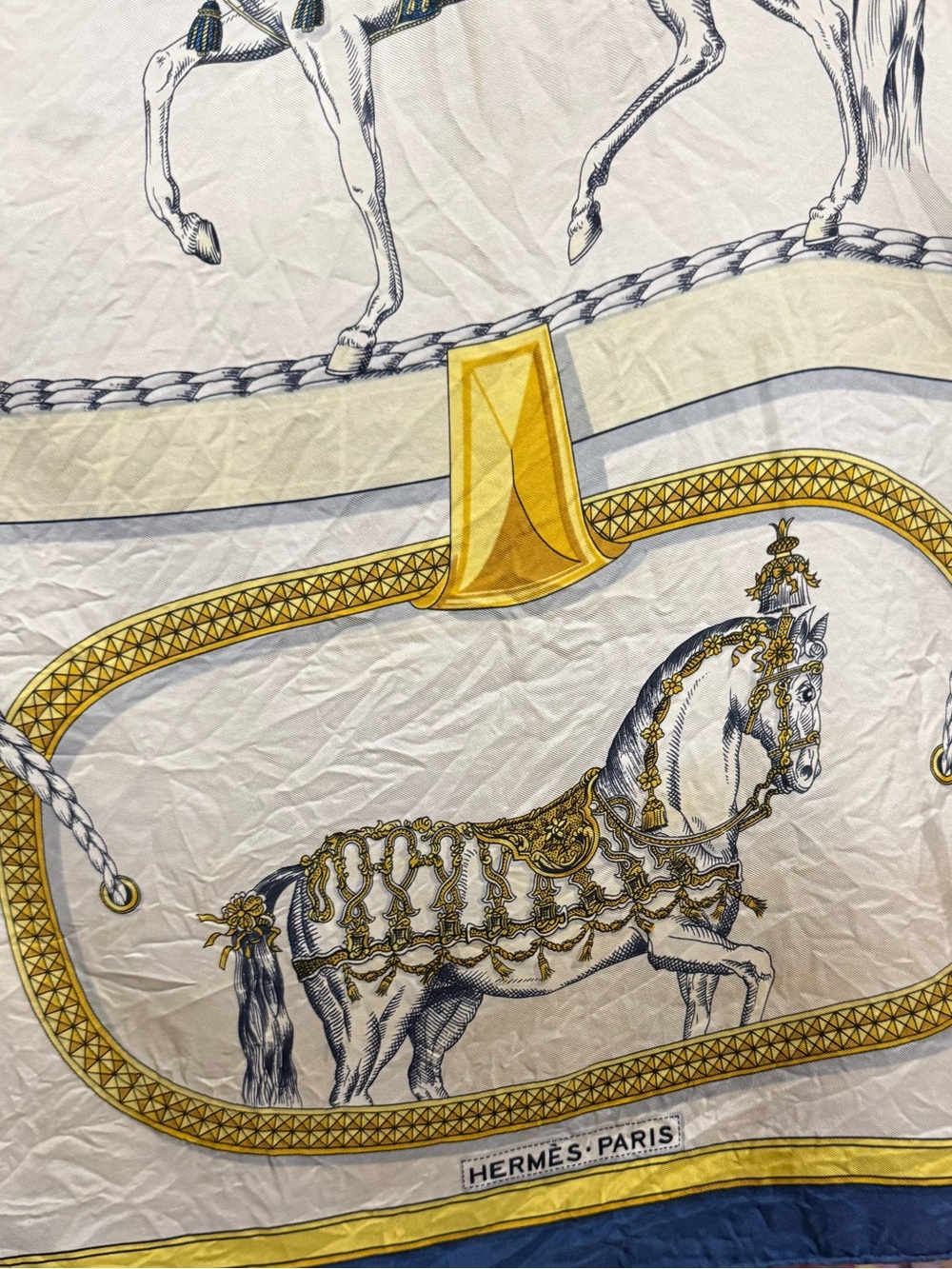 Hermes Grand Apparat Silk Scarf in White, Gold & Navy - Picture 5 of 8